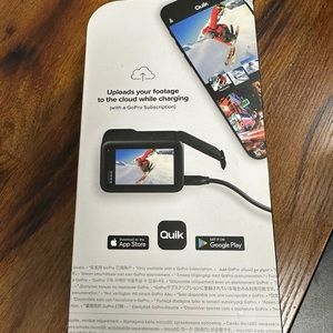 GoPro - Hero10 Black Action Camera Bundle - Black